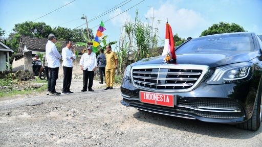 jalan rusak di lampung