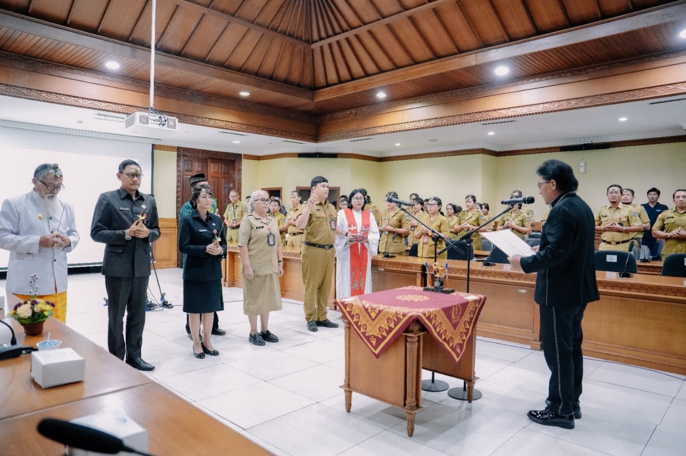 Bupati Giri Prasta