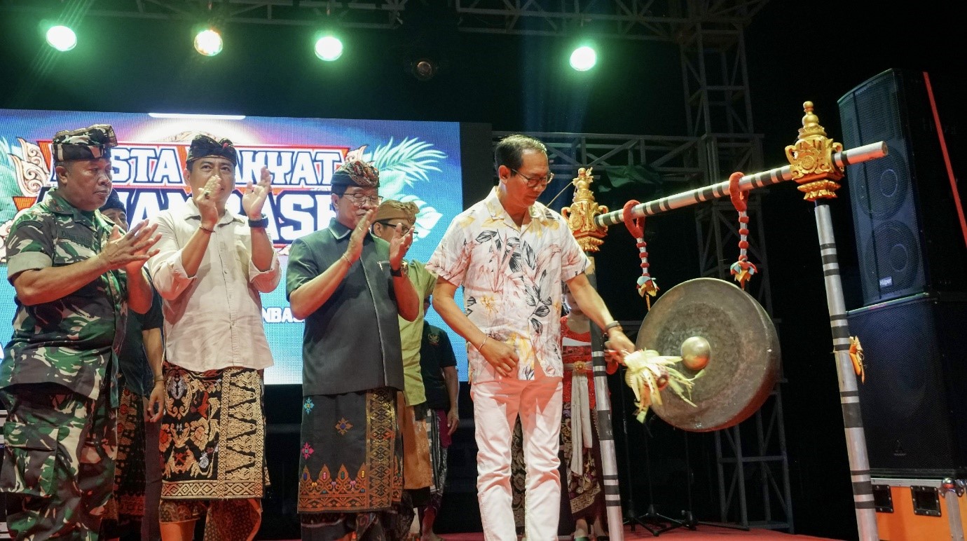 pesta rakyat abianbase
