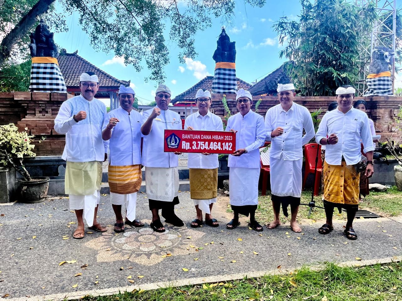 Sekda Adi Arnawa