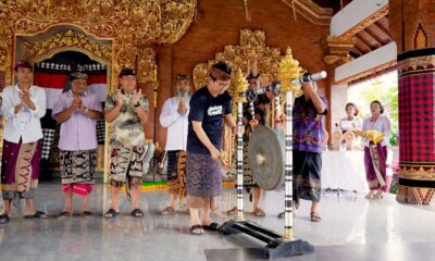 Lomba Tari sekaa gong gulingan