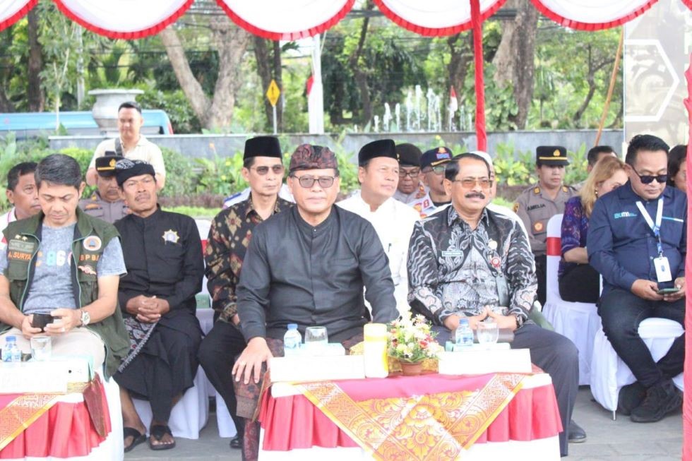 Sekda Alit Wiradana