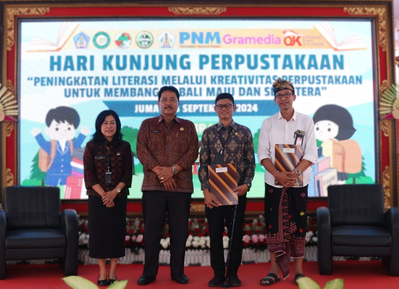 Hari Kunjung Perpustakaan