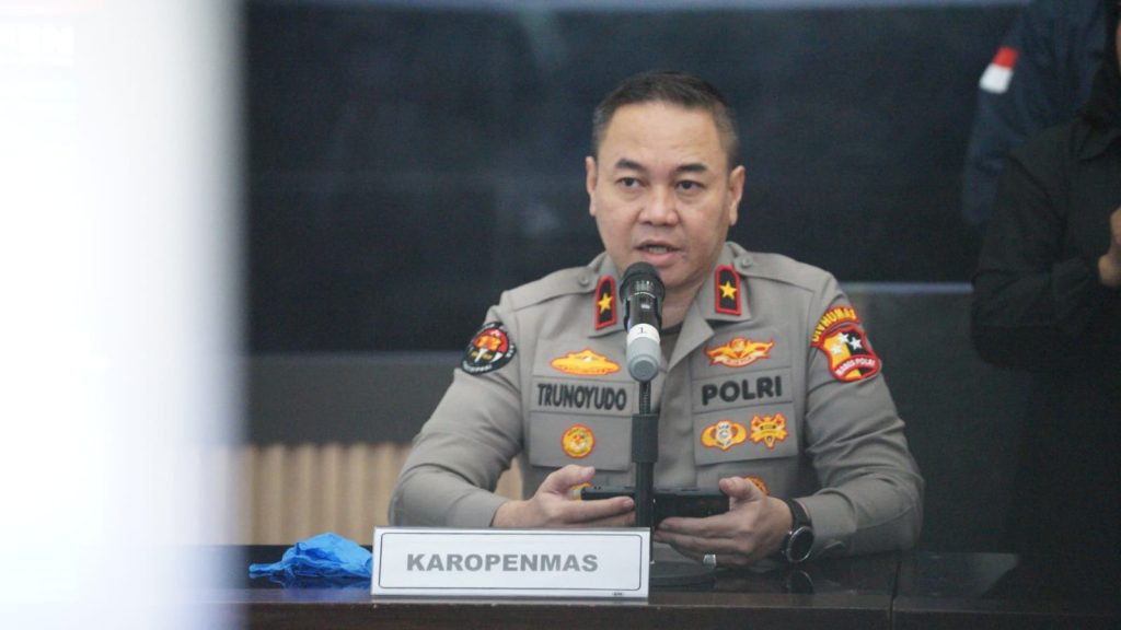 pembentukan polda