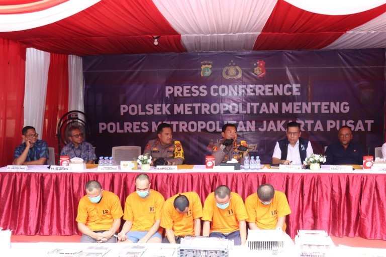 pencurian BTS jakarta