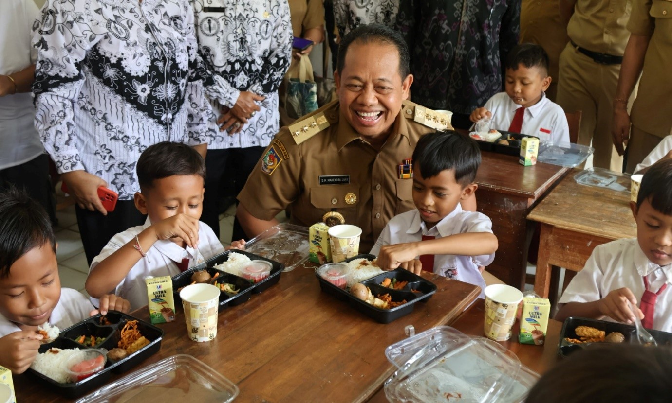 makan gratis di buleleng