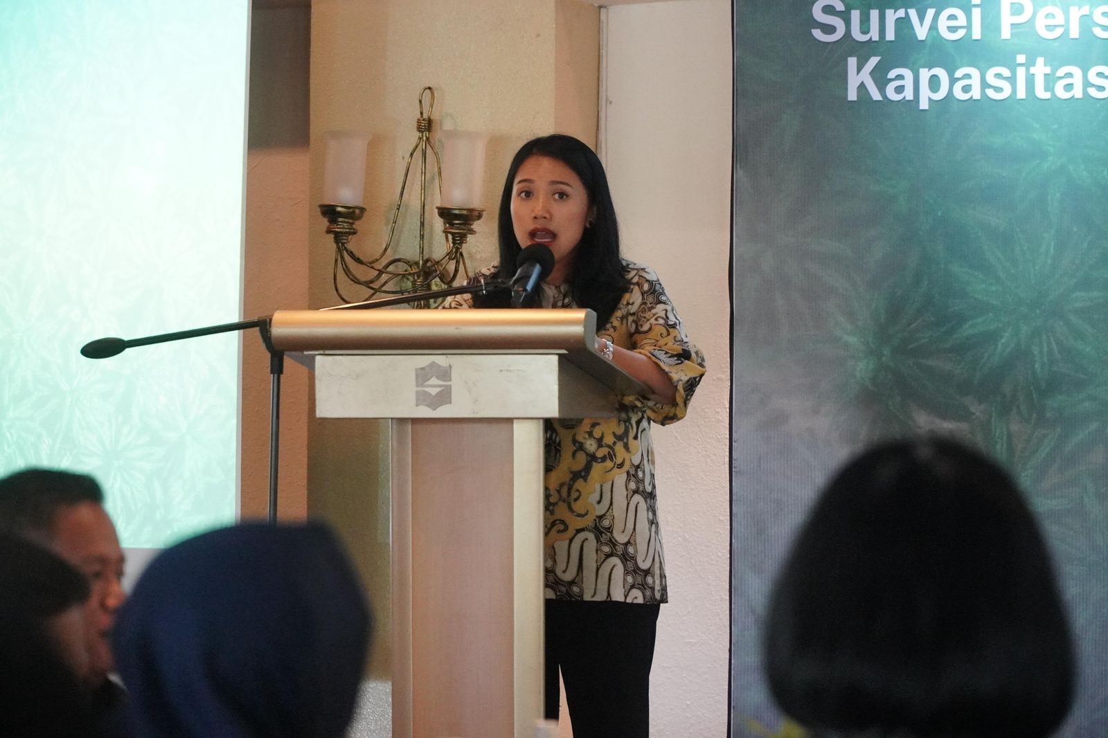 Puteri Komarudin