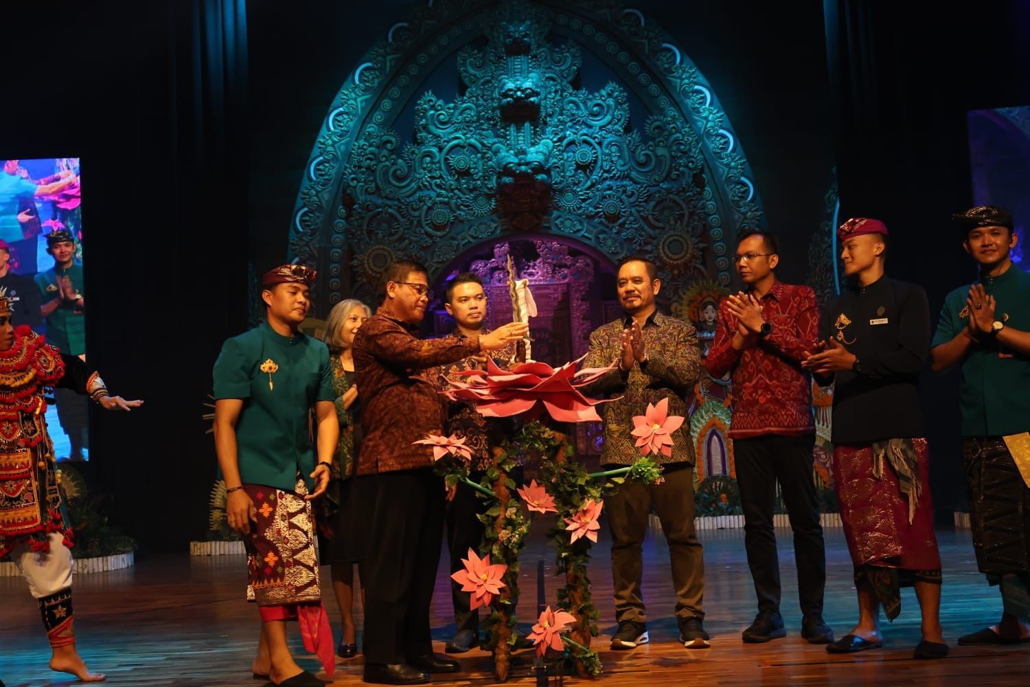 Teruna Teruni Denpasar