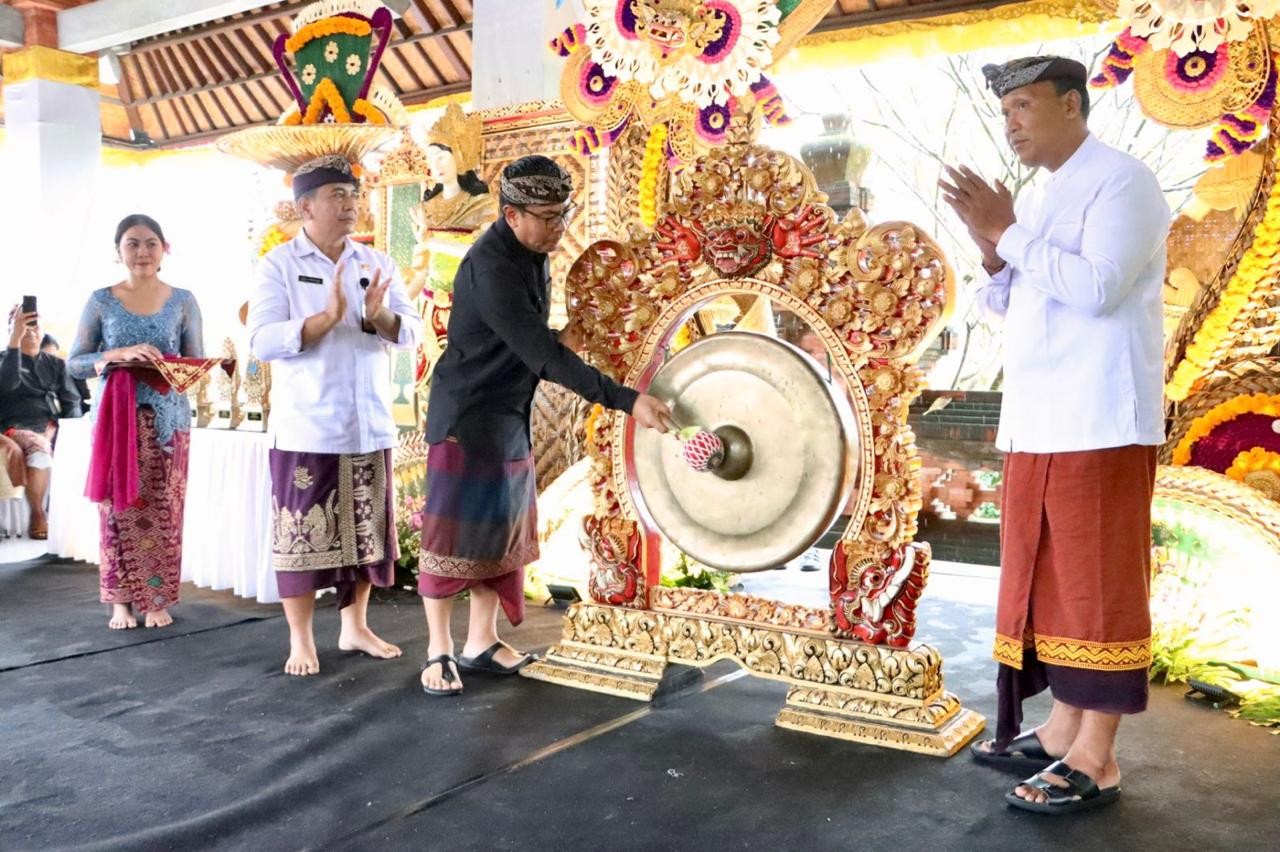 Bulan Bahasa Bali Denpasar