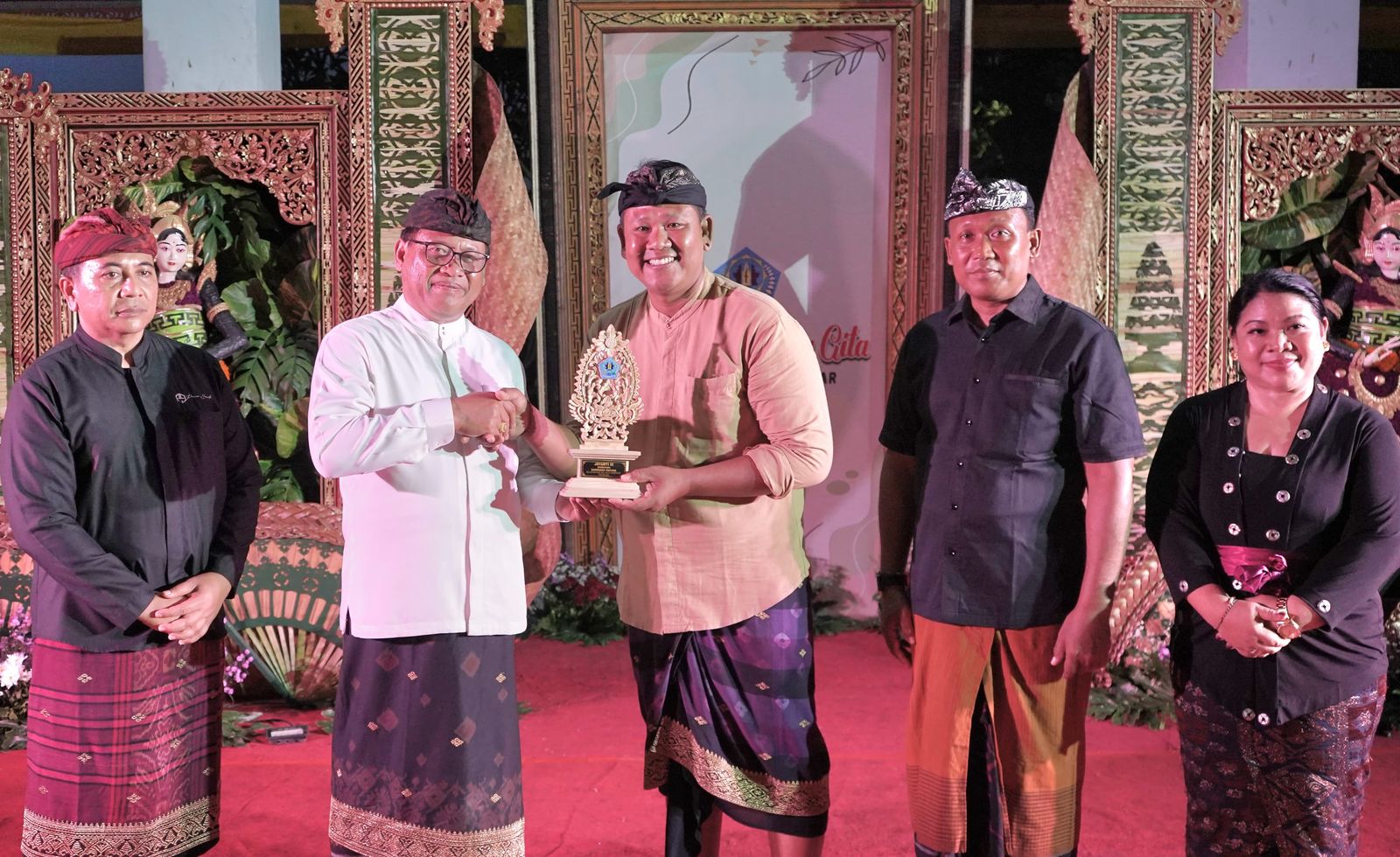 bulan bahasa bali denpasar