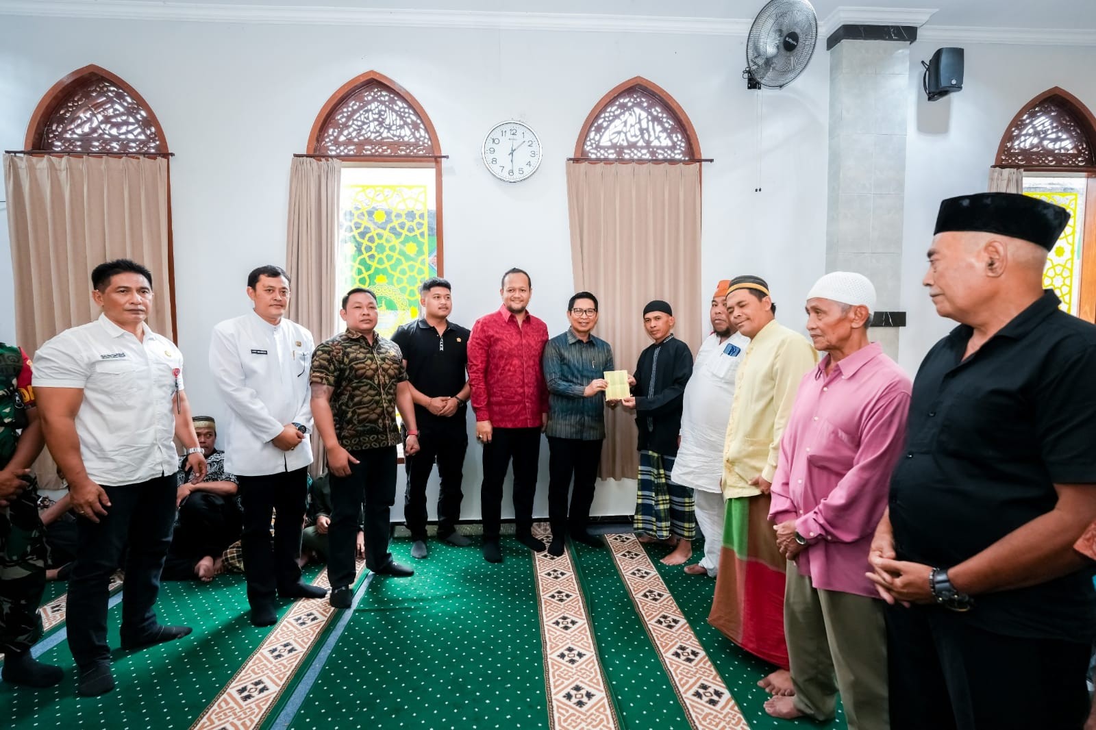 bupati adi arnawa