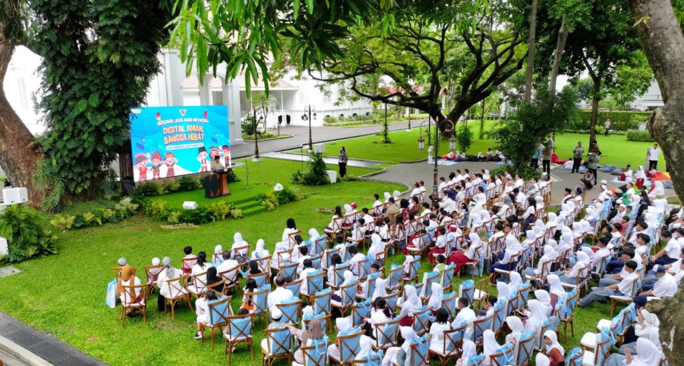 Presiden Prabowo meresmikan Peraturan Pemerintah (PP) tentang Tata Kelola Penyelenggara Sistem Elektronik dalam Pelindungan Anak