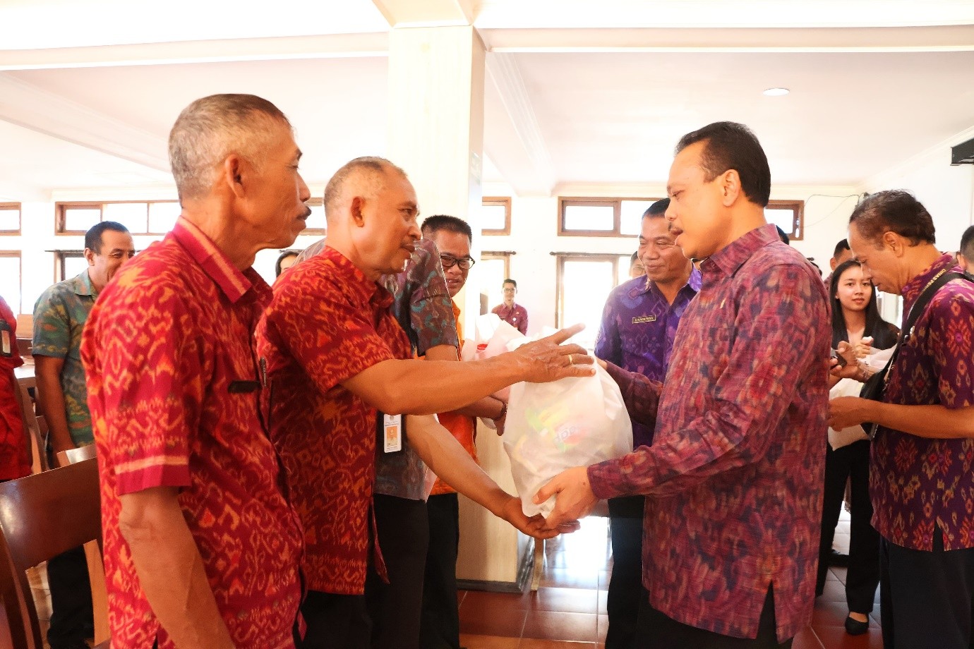 bantuan sembako pns bali
