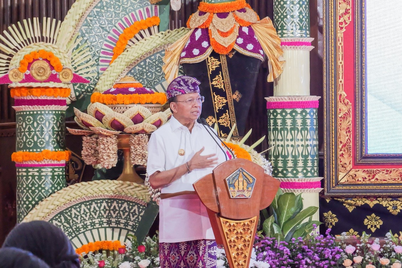 pergub endek bali