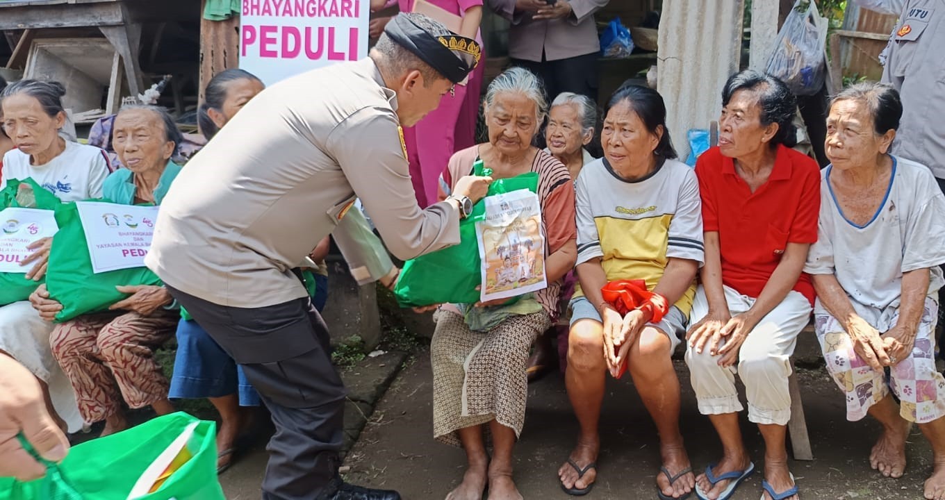 minggu kasih Polres Gianyar