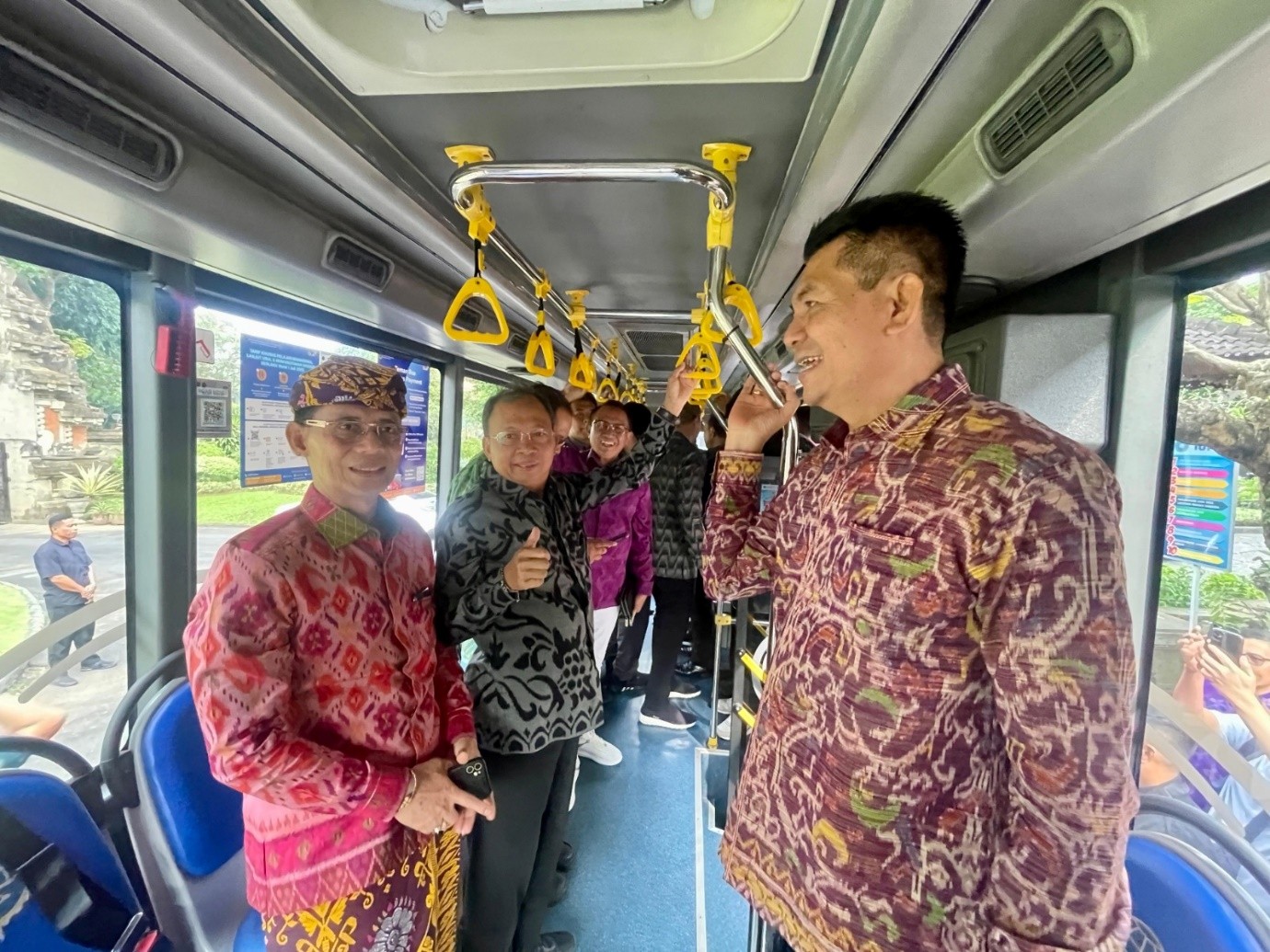 teman bus