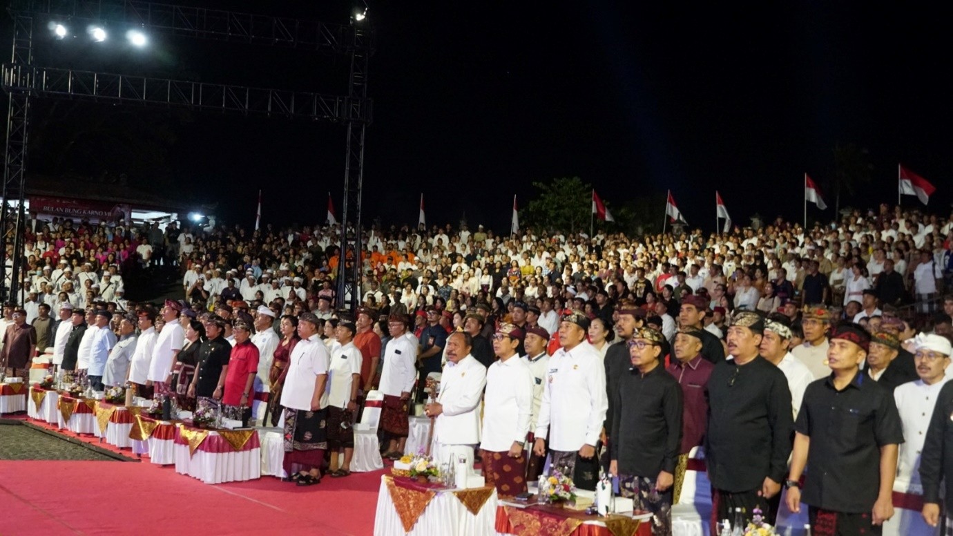 bulan bung karno di bali