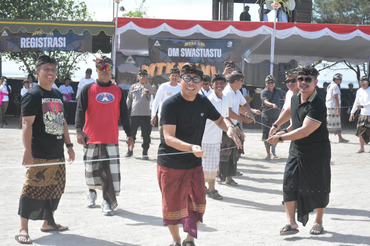 Layang-layang Mel Tanjung