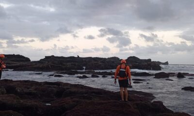 Pantai Mengening