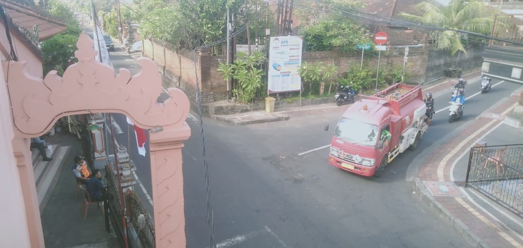 jalan teleng kesiman