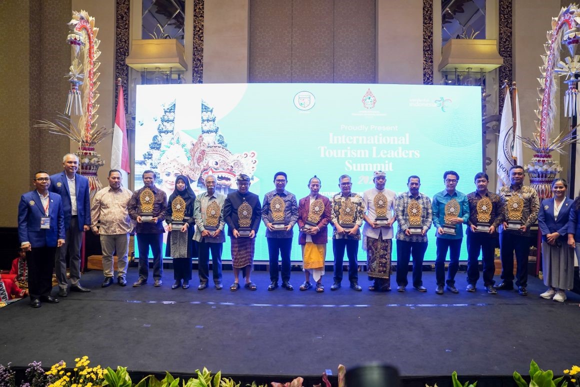 Tourism Leaders Summit
