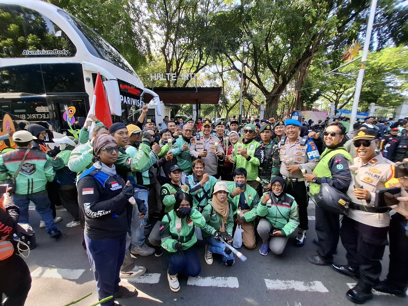 aksi damai ojol di jakarta