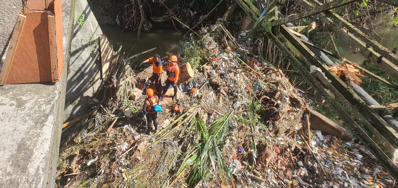 korban banjir Perumahan Permata