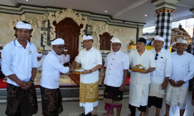 Bupati Adi Arnawa