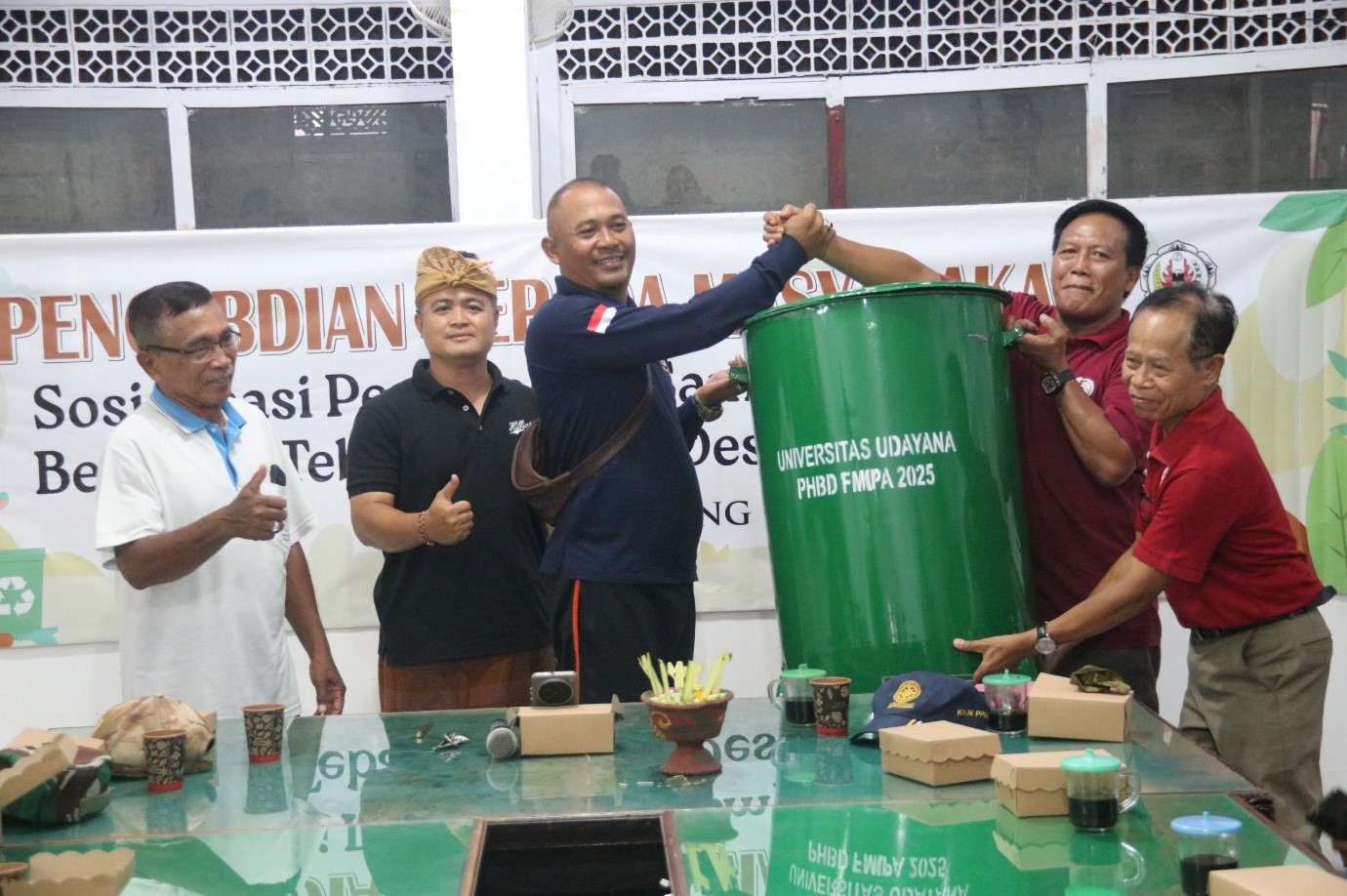 Desa Lokapaksa