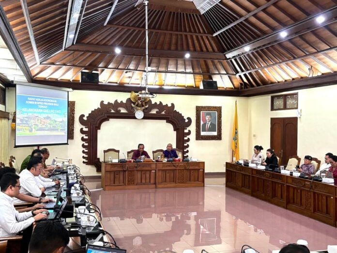 Kelangkaan LPG di Bali