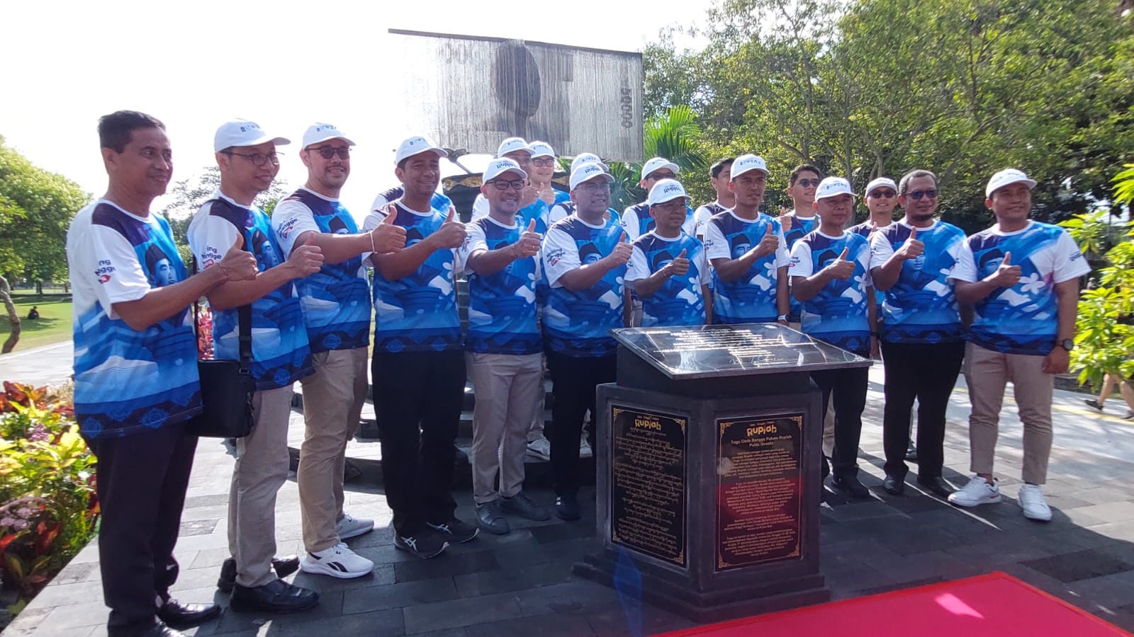 tugu cinta