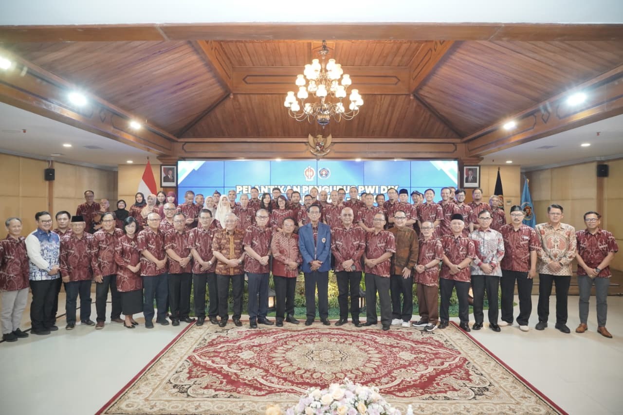 Anggota Kehormatan PWI