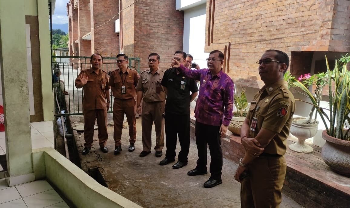 layanan kesehatan bulelenga