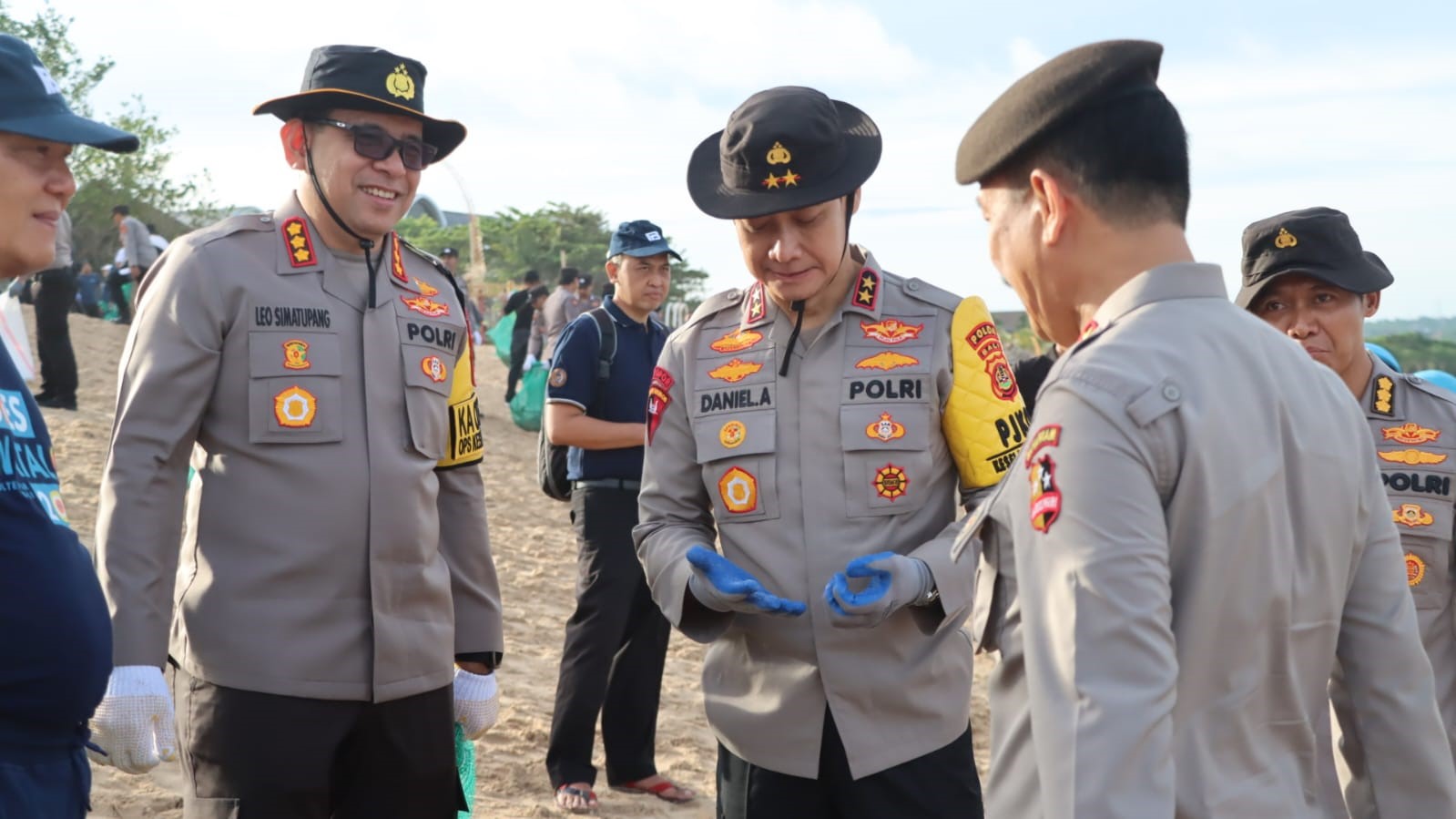 Bersih Sampah kedonganan