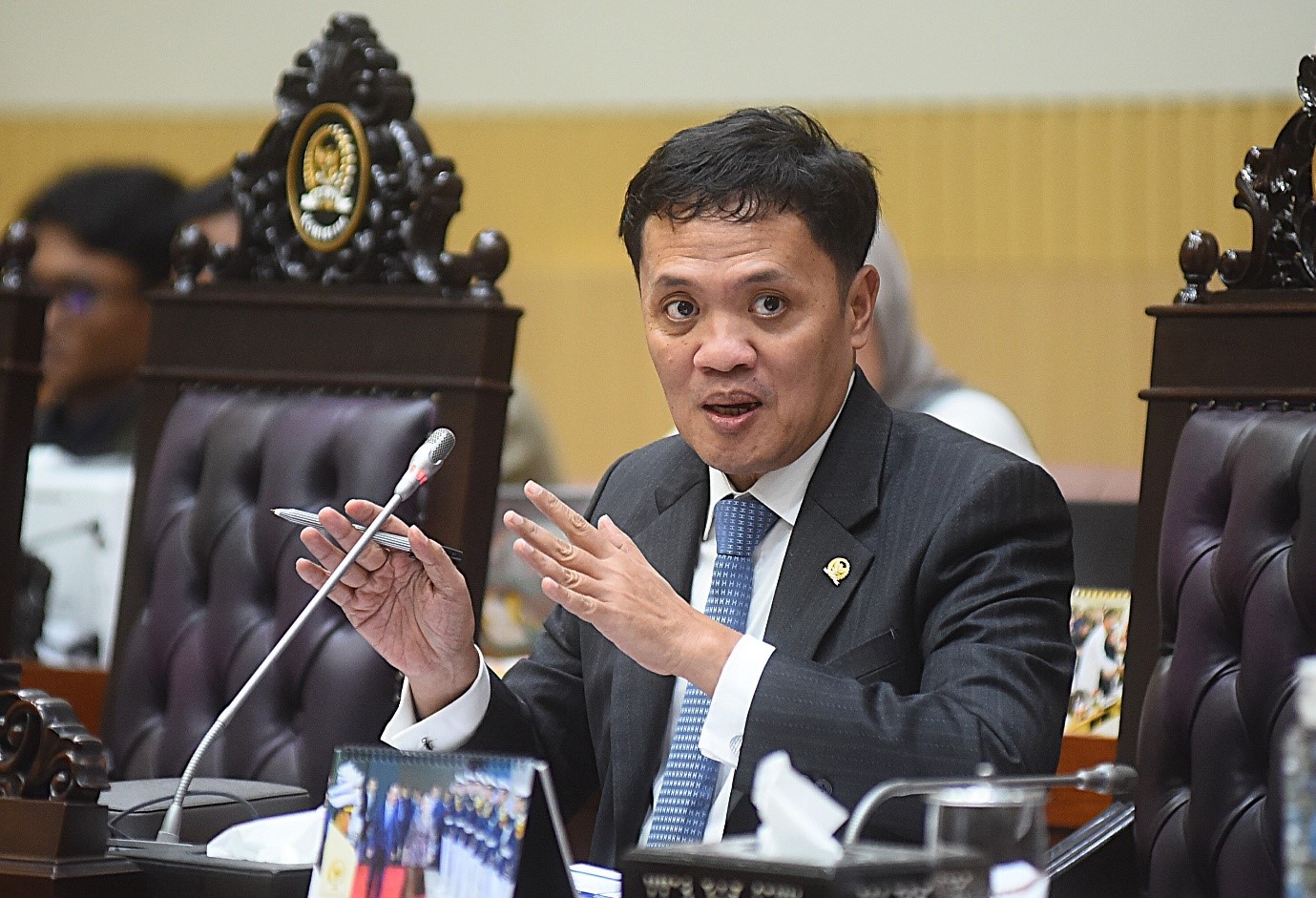 Ketua Komisi III DPR RI, Habiburokhman, meminta aparat penegak hukum memberikan perlakuan yang adil dan proporsional dalam menangani kasus pembunuhan