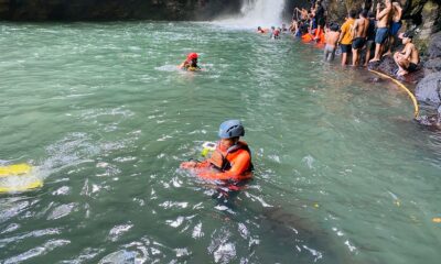 Air Terjun Tembok Barak