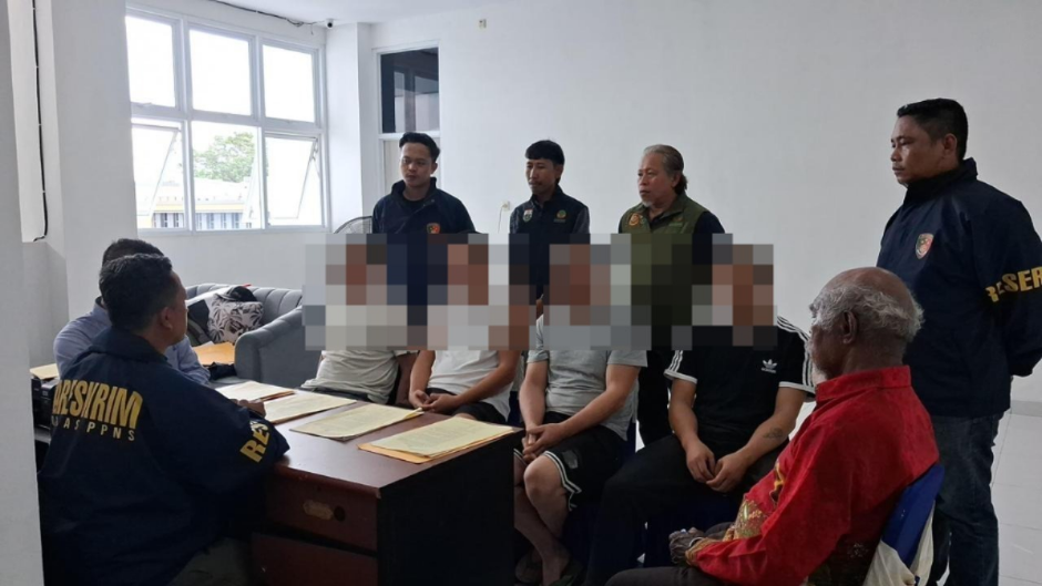 tambang ilegal papua