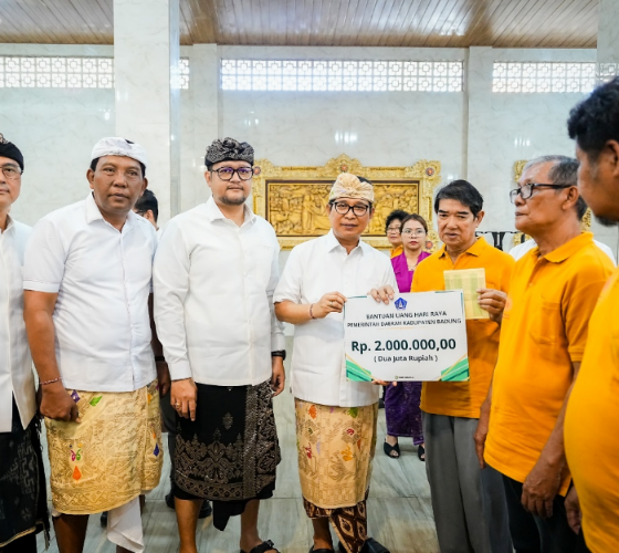 bantuan hari raya badung
