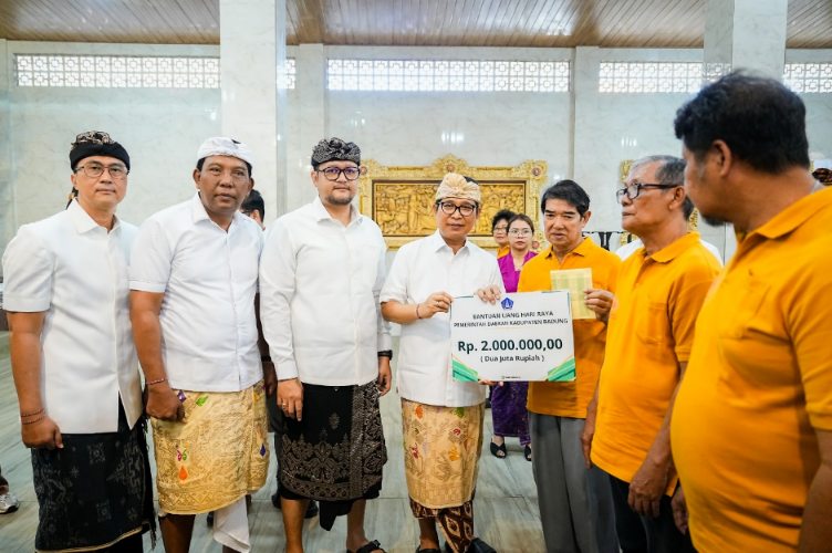 bantuan hari raya badung