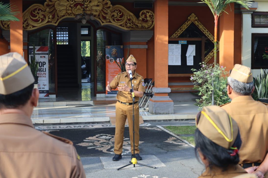 sekda eddy mulya