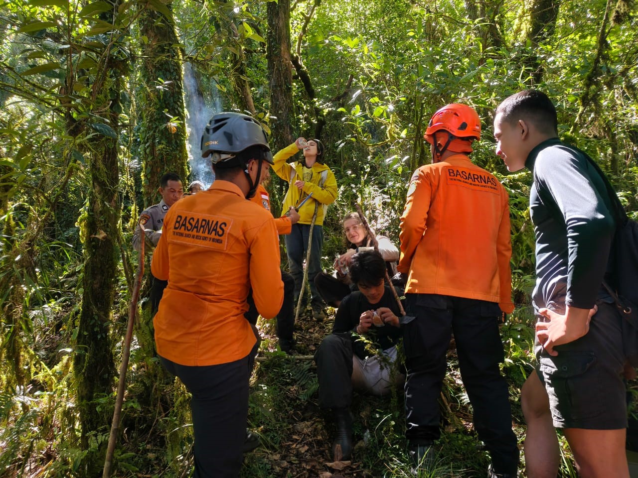 pendaki Gunung Batukaru