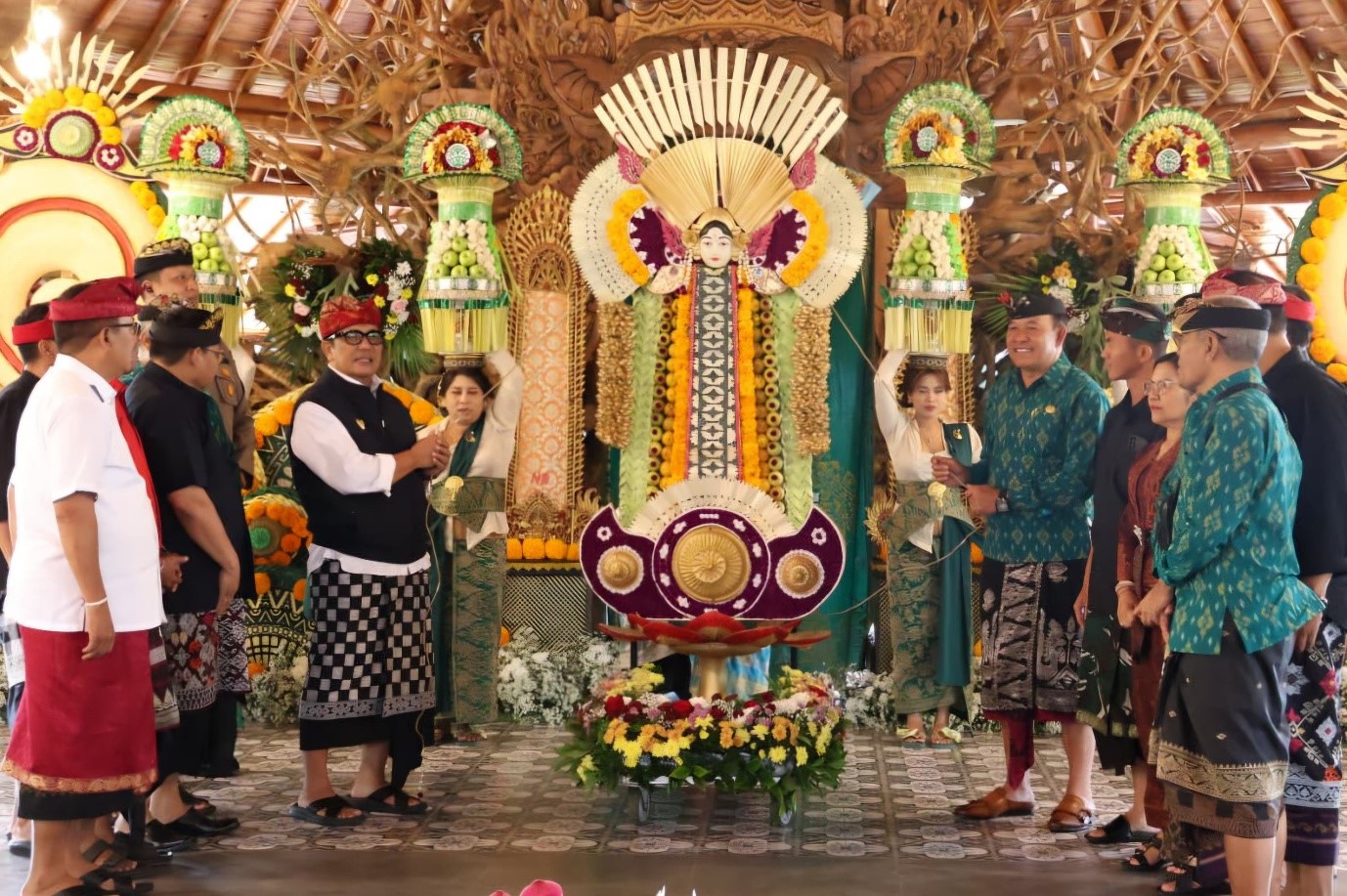 Parade Gebogan