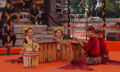 lomba gender