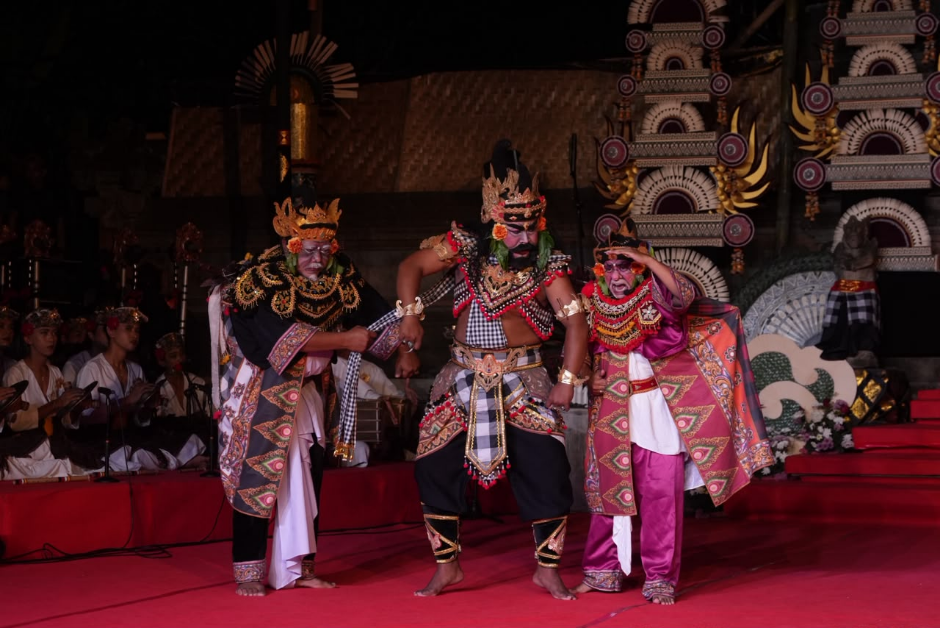 Kesenian Tradisional Badung