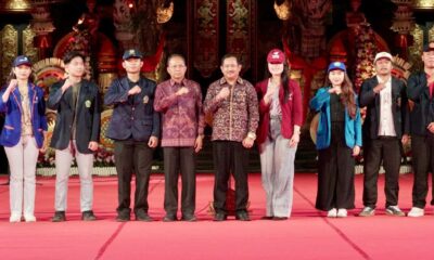 Gubernur Bali Wayan Koster meluncurkan Program Pengabdian Masyarakat Desa Kerthi Bali Sejahtera di Ardha Candra, Denpasar