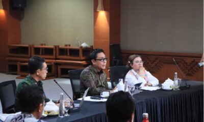 Wakil Walikota Denpasar Arya Wibawa memimpin Rakor Perlinsos di Graha Sewakadarma Denpasar.