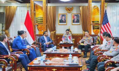 Kapolri Jenderal Polisi Listyo Sigit Prabowo menerima audiensi Direktur FBI Kash Patel di Mabes Polri, Jakarta.