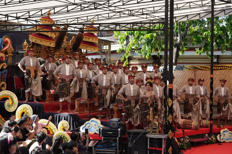 Angklung Kebyar