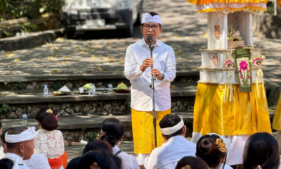 bupati adi arnawa