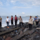 Kapolsek Gianyar Kompol I Made Adi Suryawan bersama Kabagops Polres Gianyar Kompol I Nyoman Sukadana memimpin pencarian nelayan hilang di Pantai Saba